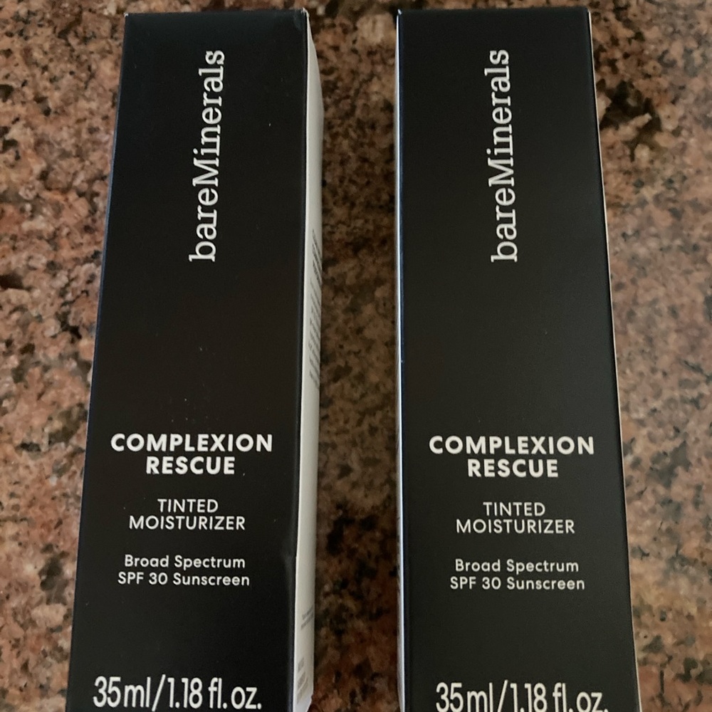 Bare Minerals Complexion Rescue Tinted Moisturizer Vanilla 02.  Set of 2
